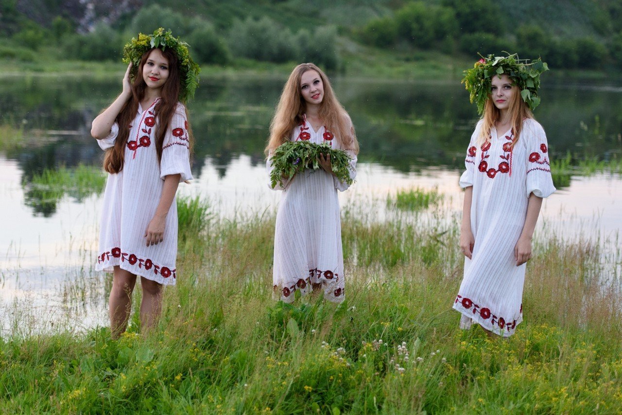 Slavic women in Hanzhong